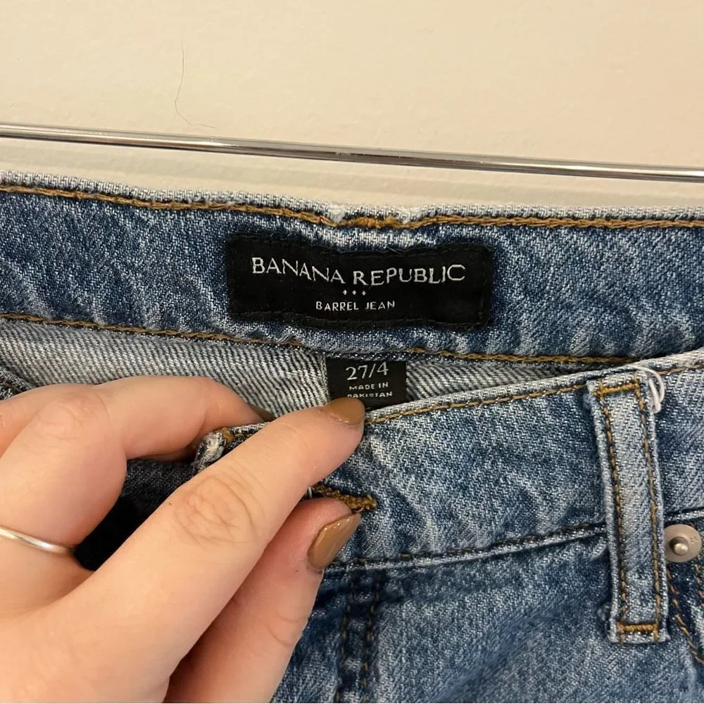 Banana Republic Barrel Jean 27/4 Medium Wash